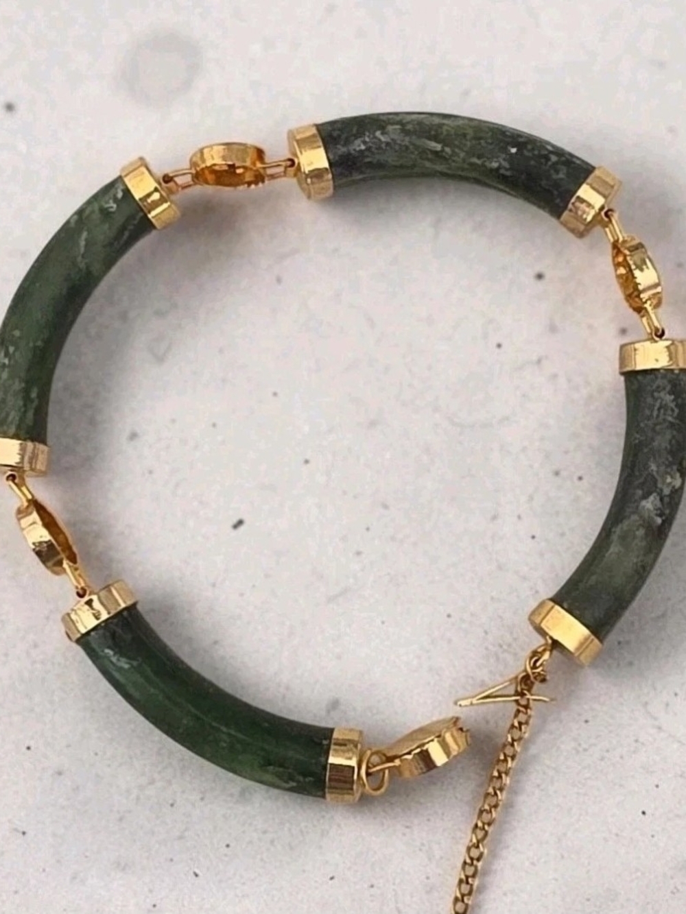 Vintage 1970s Green Spinach Jade Curved Bar Link Bracelet 7.5" Safety Chain